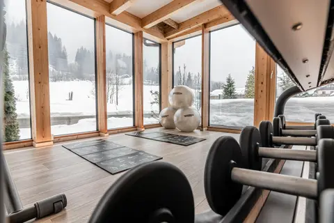 Tevini Dolomites Charming Hotel in Commezzadura — foto 16