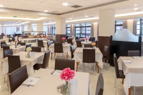 RH Corona del Mar Beach Hotel in Benidorm — foto 24