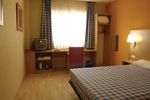 Travelodge Barcelona Cornella Fira in Cornellà de Llobregat — foto 18
