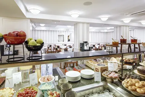 Sercotel Gran Hotel Conde Duque in Madrid — foto 30