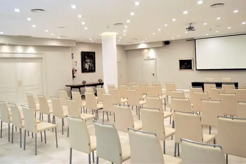 Lamaro Hotel in Barcelona — foto 2