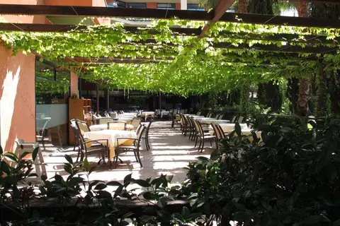 Ohtels Vila Romana in Salou — foto 12