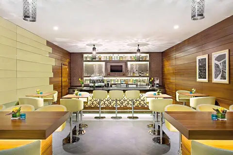 Hilton Garden Inn Dubai Al Muraqabat in دبي — foto 3
