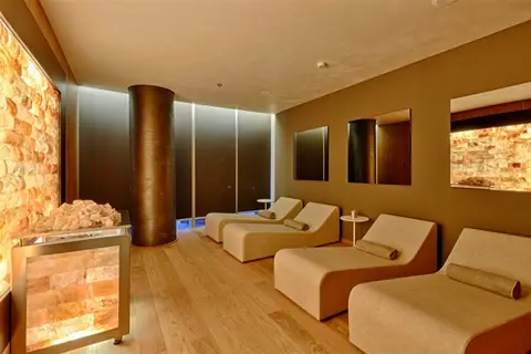 Maritim Hotel Plaza Tirana in Tirana — foto 4