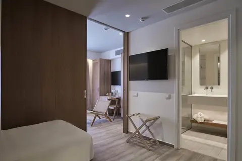 Utopia Blu Hotel in Τιγκάκι — foto 12