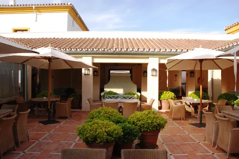 AZZ Castellar Hacienda El Alcornocal in Castellar Nuevo de la Frontera — foto 12