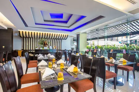 Nouvo City Hotel in Bangkok — foto 19