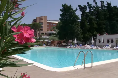 Hotel Kalura in Cefalu — foto 15