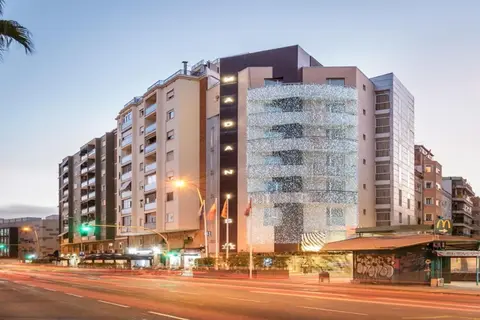 Hotel Madanis in L'hospitalet De Llobregat — foto 2