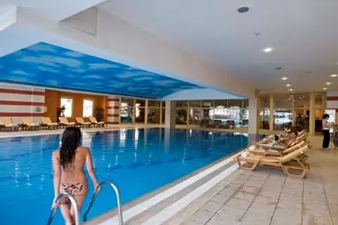Grand Cevahir Hotel Convention Center in Fatih — foto 5