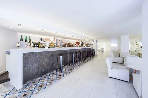 FERGUS Style Cala Blanca Suites in Santa Ponsa — foto 13