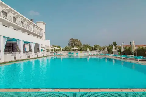 Sveltos Hotel in Ορόκλινη — foto 18