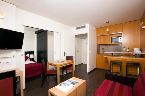 Residhome Appart Hotel Val d'Europe in Montévrain — foto 13