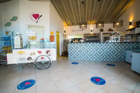 Sivinos Camping Boutique in Manerba del Garda — foto 14
