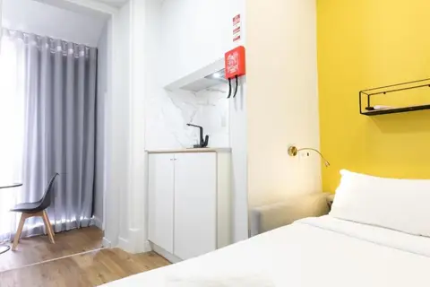 Lisboa 85 Suites & Apartments in Almada, foto 8