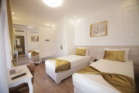 Eler Hotel in Tirana