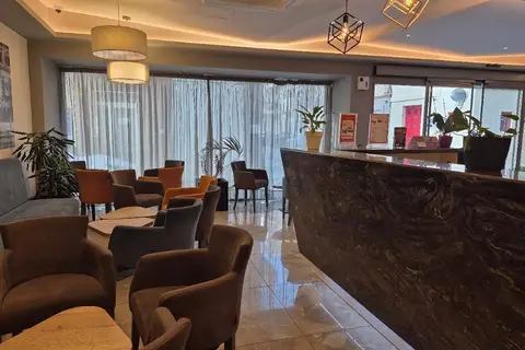 Azur Hotel by ST Hotels in Il-Gżira, foto 18
