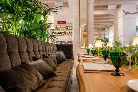 Browns Avenue Hotel in Almada — foto 3