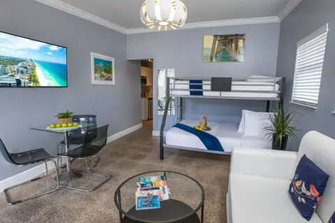 Hollywood Beach Suites Hotel in Hollywood — foto 25