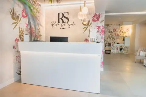 Hotel Riva del Sole - Adults Only in Moniga del Garda — foto 16