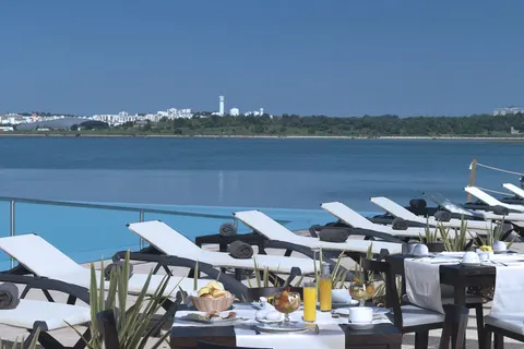 Fly & Go Aqua Hotel Riverside foto 4