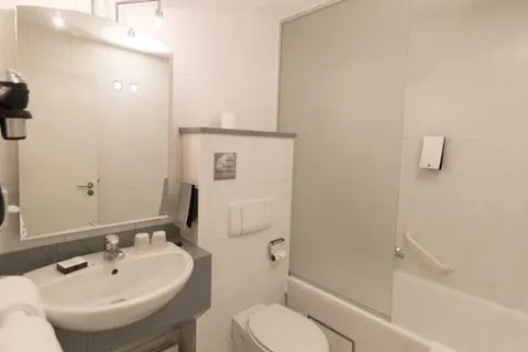 Hotel Docklands in Antwerp — foto 8