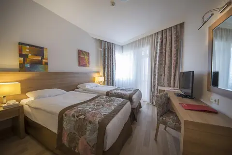 Ramada Resort by Wyndham Lara in Göle — foto 12