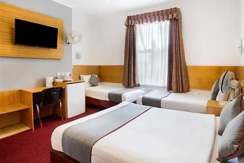 OYO London Guest House in Londen — foto 10