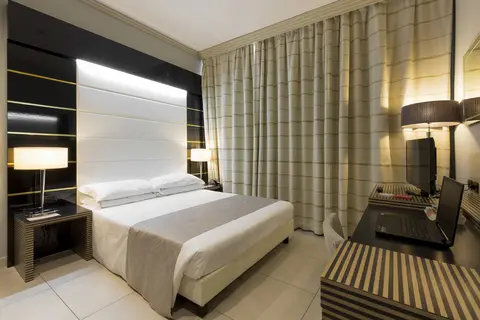 Hotel Palazzo Salgar in Napels — foto 24