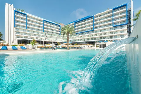 L'Azure in Lloret de Mar