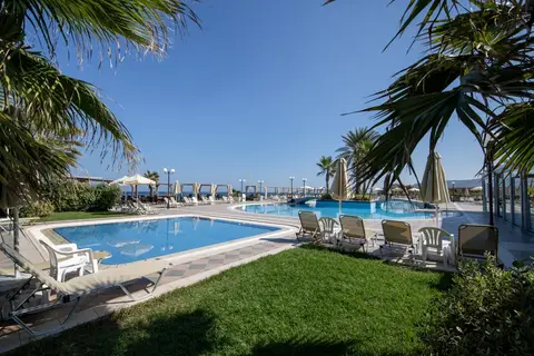 Hydramis Palace Resort in Dramia — foto 11