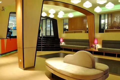 Flipper Lodge Hotel in พัทยา — foto 4