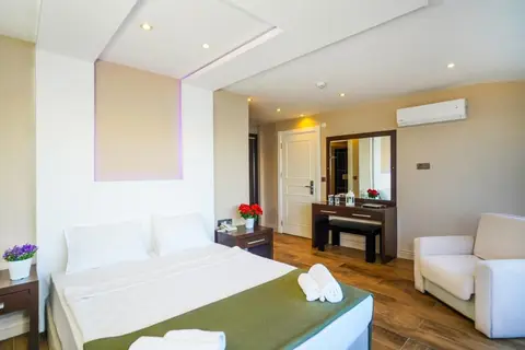 Aurasia Sea Side Hotel in Marmaris — foto 23