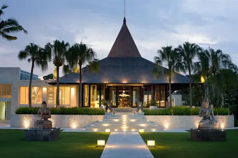 The Royal Santrian Luxury Beach Villas in Kuta Selatan — foto 13