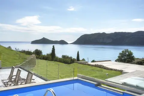 Porto Demo Hotel in Άγιος Γεώργιος — foto 8