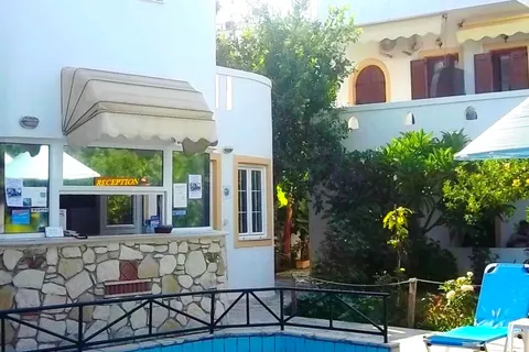 Fly & Go Kastro Studios & Apartments in Ierapetra Municipal Unit — foto 14