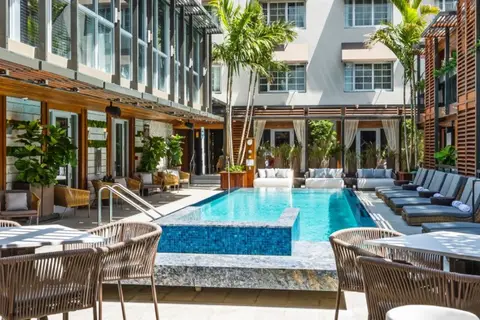 Lennox Miami Beach in Miami Beach