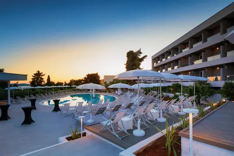 Pharos Hvar Bayhill Hotel in Hvar — foto 9