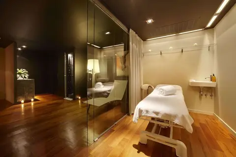 Hotel Miro in Bilbao — foto 24