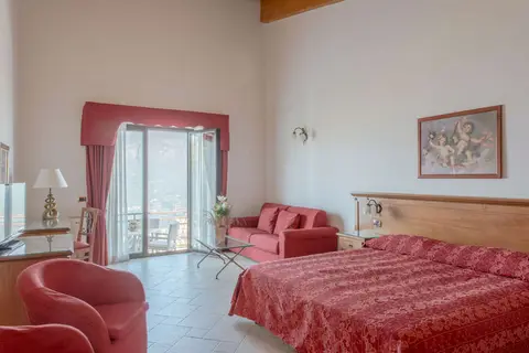 Village Hotel Lucia in Tremosine sul Garda — foto 12
