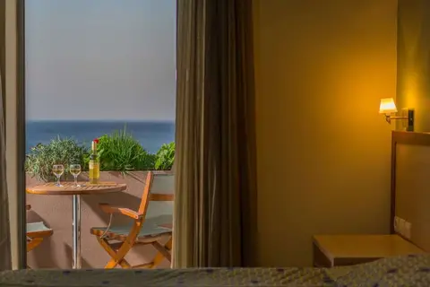 Alianthos Beach in Alianthos Beach Hotel, foto 20