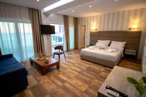 Blue Marine Hotel in Durres — foto 10