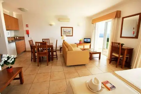 Clube Porto Mos in Lagos — foto 21