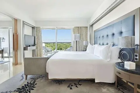 Conrad Algarve in Almancil — foto 22