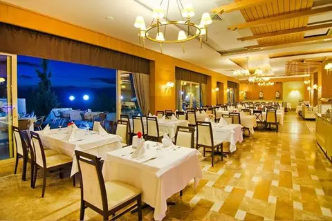 Fantasia Hotel de Luxe in Kuşadası — foto 4