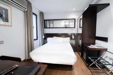 Hotel Petit Palace Arana in Bilbao — foto 19