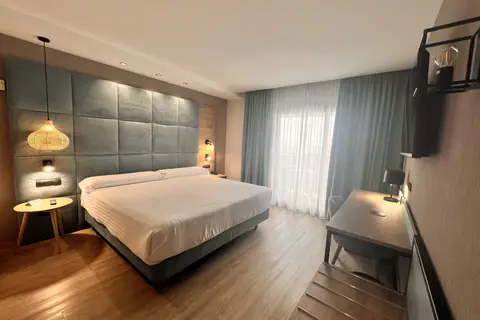 Hotel Maya Alicante in Alicante — foto 22