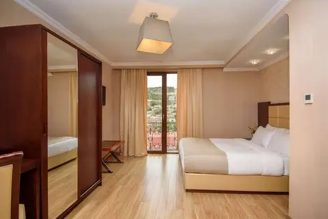 KMM Hotel in Tbilisi — foto 14