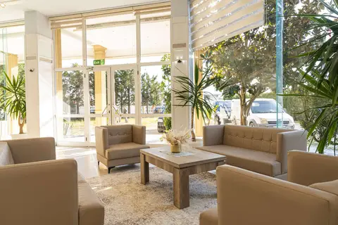 Princ Hotel in Golem — foto 11