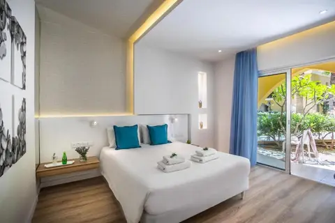 Malama Beach Holiday Village in Παραλίμνι — foto 10